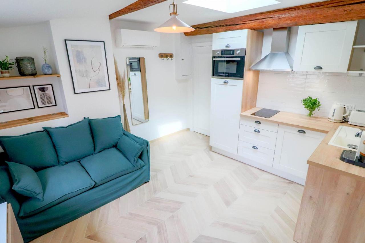Aubernon Luxurious, Newly Renovated Flat In Heart Of Old Antibes 아파트 외부 사진