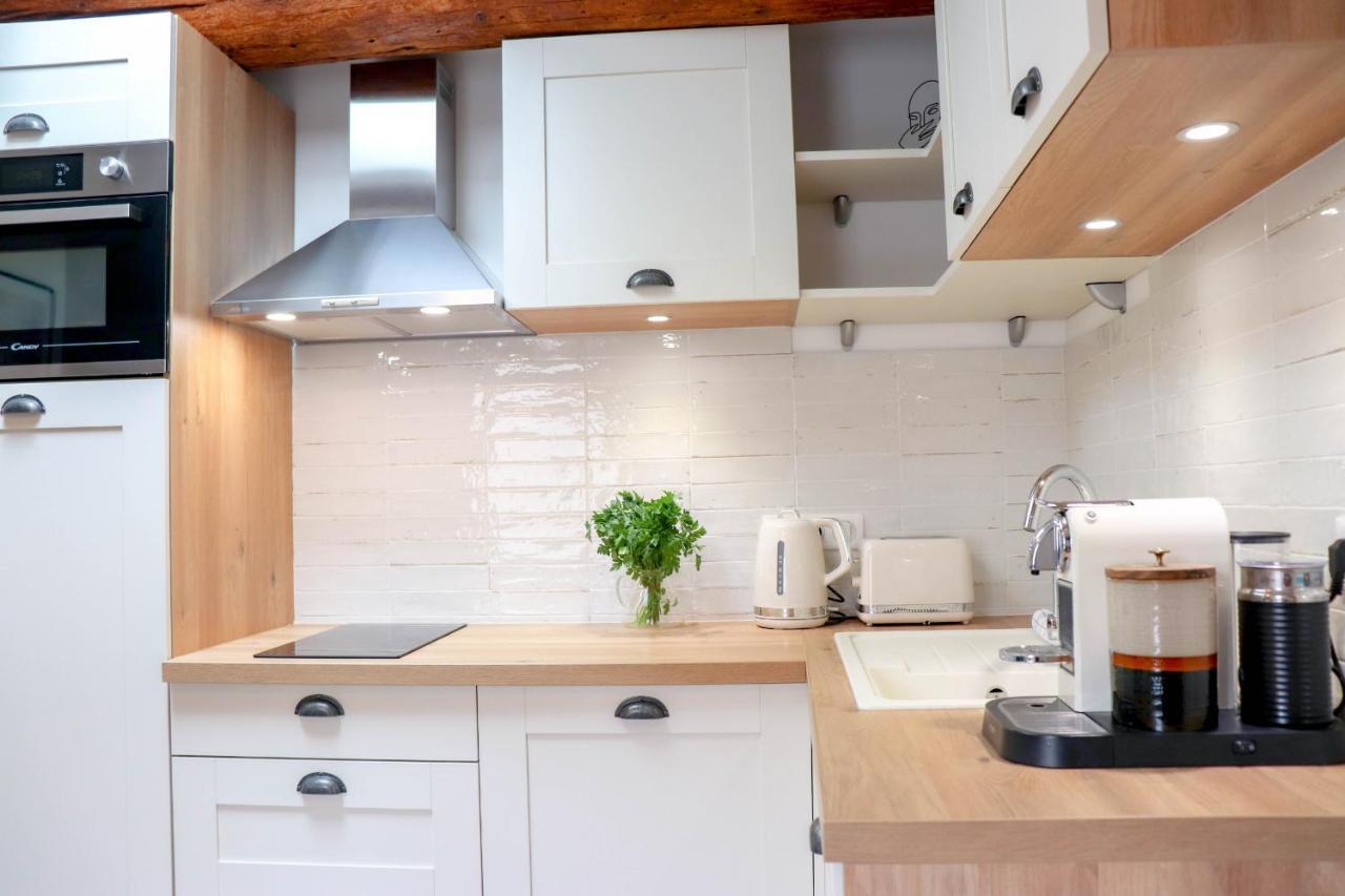 Aubernon Luxurious, Newly Renovated Flat In Heart Of Old Antibes 아파트 외부 사진
